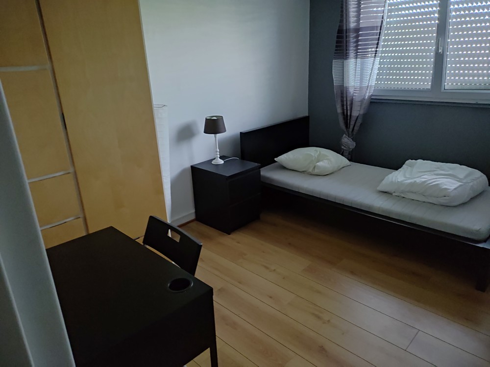 Chambre à 500 € de la colocation de la Résidence Mozart, Vélizy