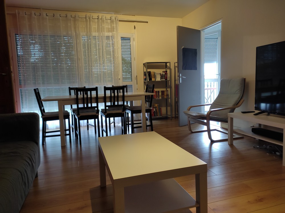 Salle-a-manger.jpg - position 4 dans Photos-Colocation-Etudiants-Vélizy-78
